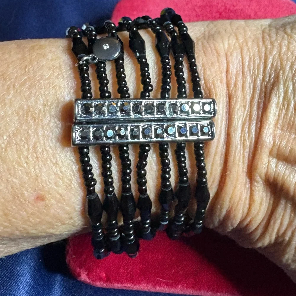 Bracelet Multi-strand Faceted Glass Bead Gun Metal Black Stretch